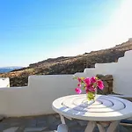 Antoninis Village *
