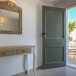 Antoninis Village Lägenhet