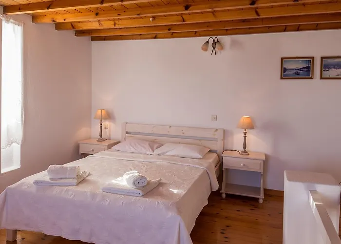 Antoninis Village * Houlakia (Mykonos)